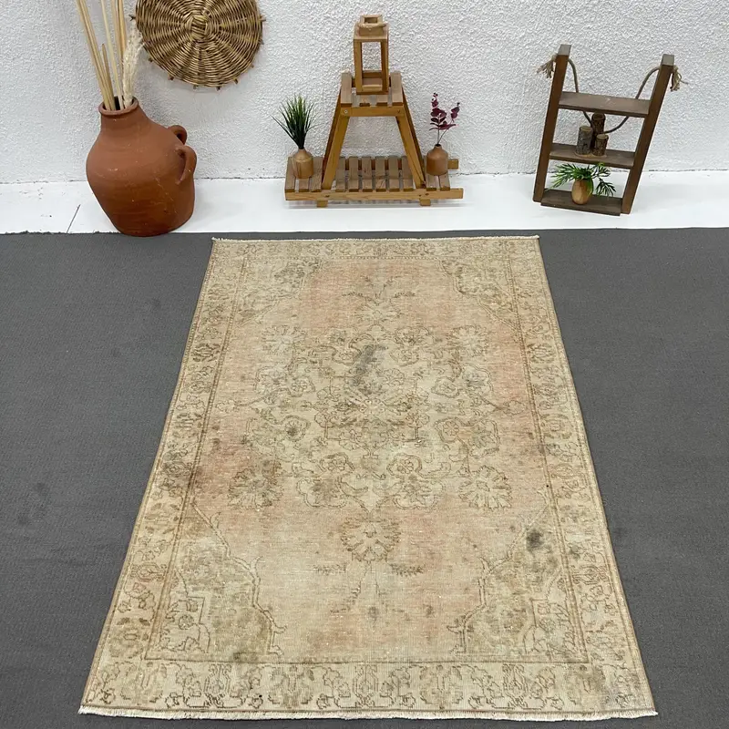 Turkish Vintage Rug 4.4x6.1 ft (135x186 cm), Oushak Brown Striped Rug - 1