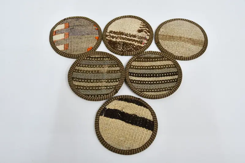 Posavasos a rayas beige y marrón, juego de seis posavasos redondos