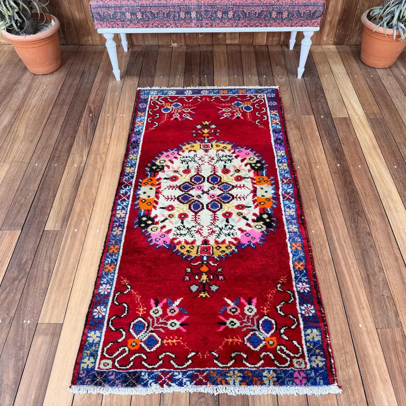 Turkish Vintage Rug 2.8x5.4 ft, Oushak Red Check Wool Rug - 1
