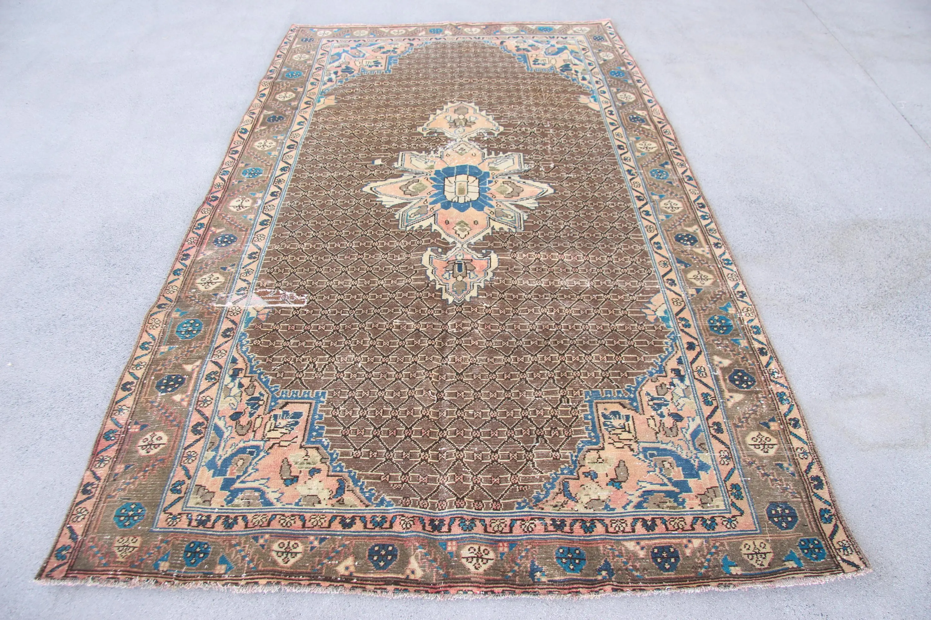 Vintage Türk Halısı 4,9x8,7 ft (150x265 cm), Kahverengi Patchwork Yün Halı - 1