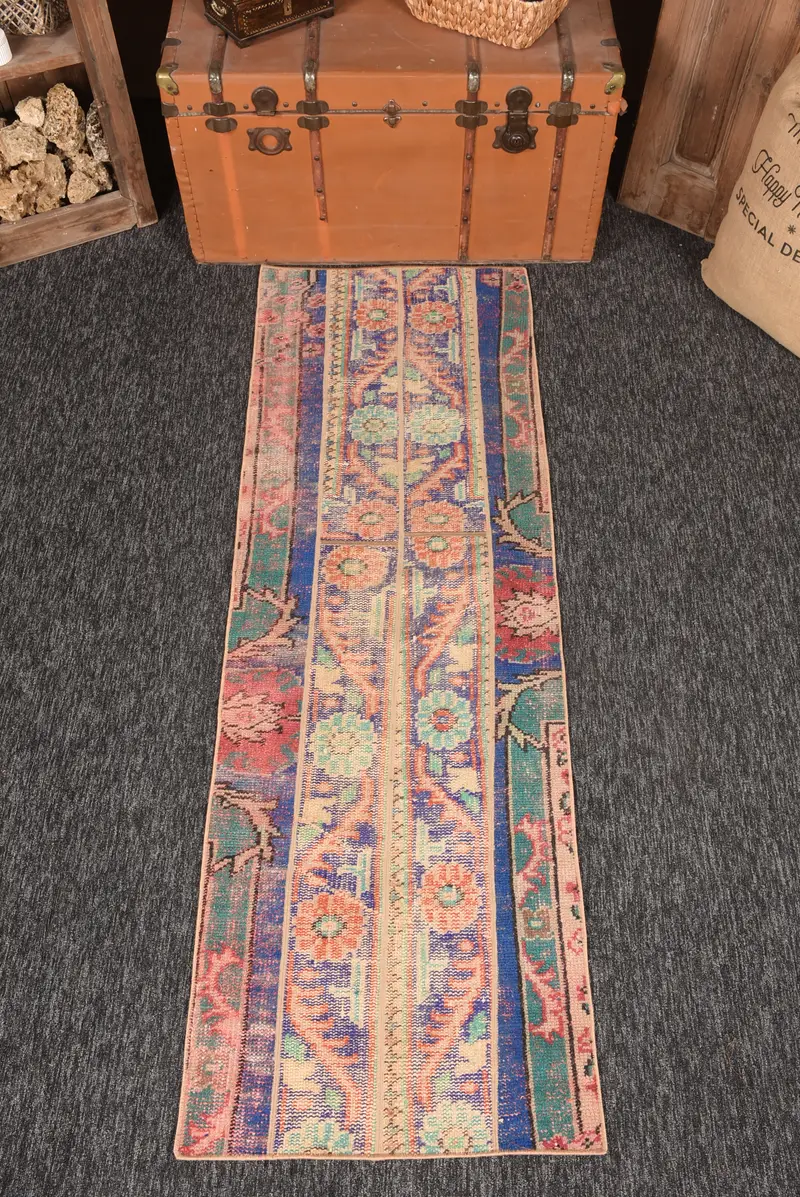 Vintage Türk Halısı, 2.1x6.5 ft Patchwork Halı, Mavi Patchwork Yün Halı - 1