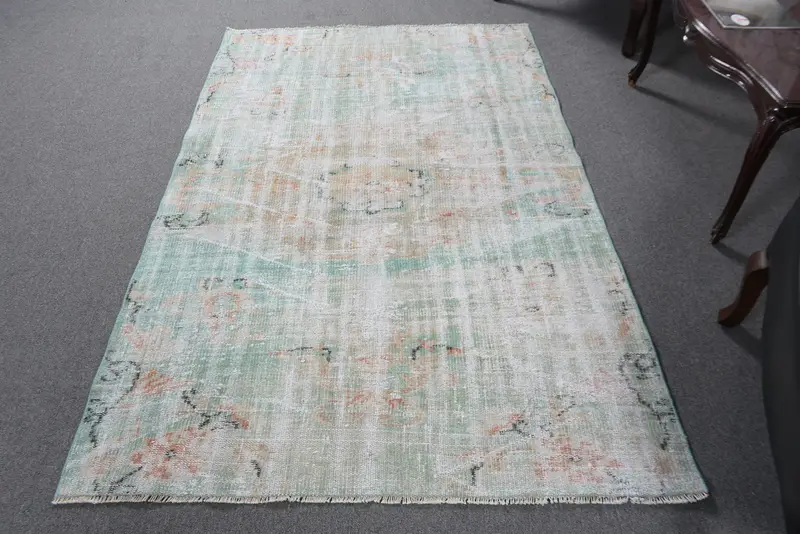 Vintage Area Rug 4.3x6.5 ft, Turkish Oushak Green Abstract Wool Rug - 1