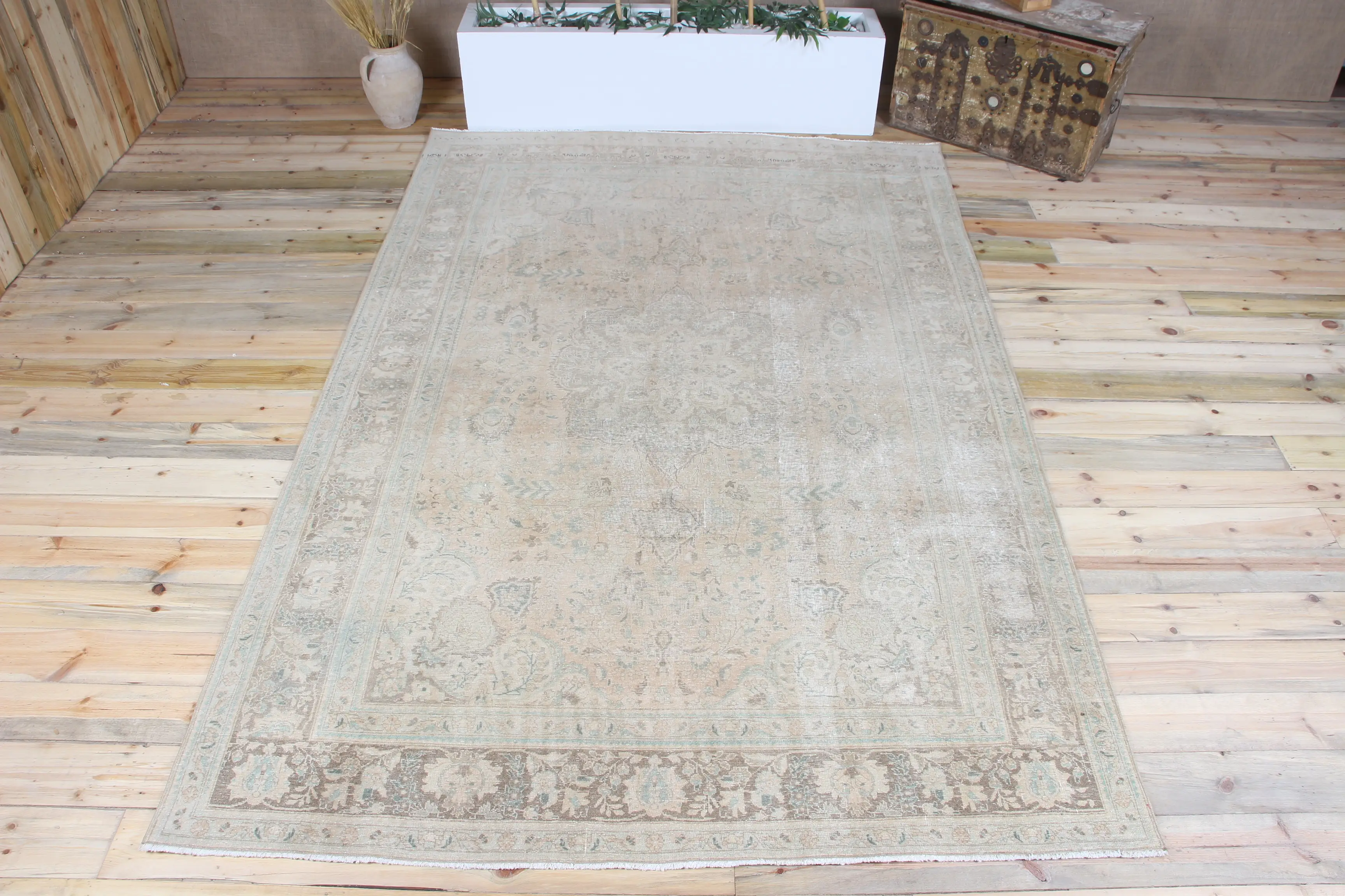 6.3x9.6 ft Büyük Türk Halısı, Yeşil Çiçekli Vintage Halı - 1
