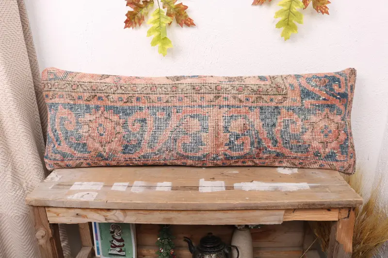 Handgefertigtes besticktes Kissen, Vintage Blumen-Wurfkissen