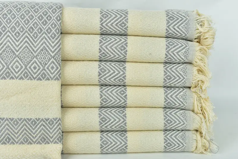 Custom Gifts, Sand-resistant towel, Guest Towel, 70x40 Cotton Diamond Towel, Custom Gift, Monogrammed Beach Towel, Soft and absorbent Turkish towel - 1