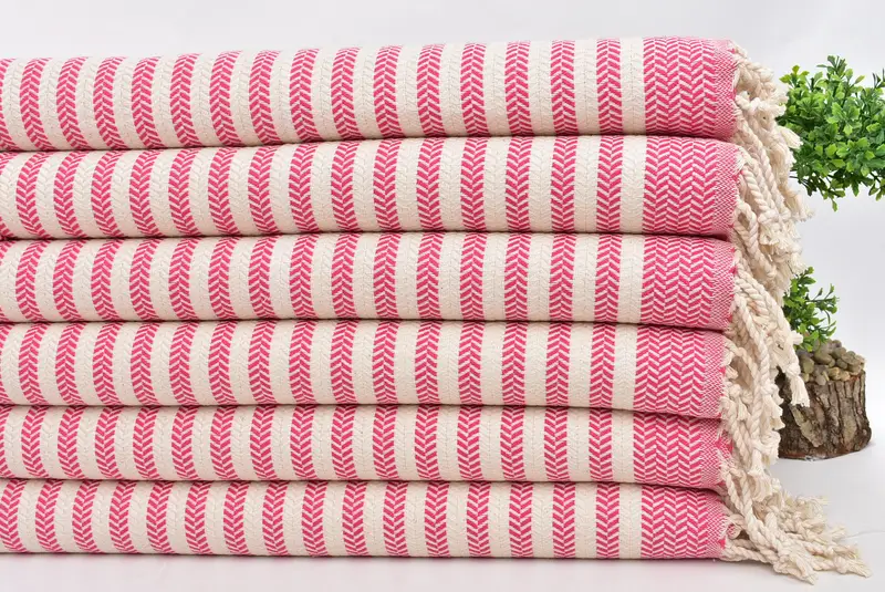 40x18コットンシェブロンタオル、モノグラムハンドタオル、カスタムハンドタオル、モノグラムキッチンタオル、花嫁介添人からのカスタムウェディングギフト、クリスマスギフト - 3