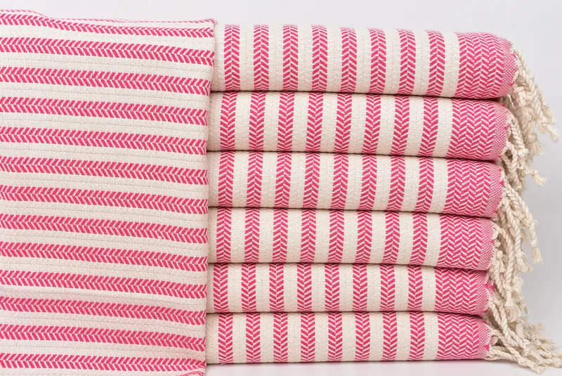 40x18コットンシェブロンタオル、モノグラムハンドタオル、カスタムハンドタオル、モノグラムキッチンタオル、花嫁介添人からのカスタムウェディングギフト、クリスマスギフト - 1
