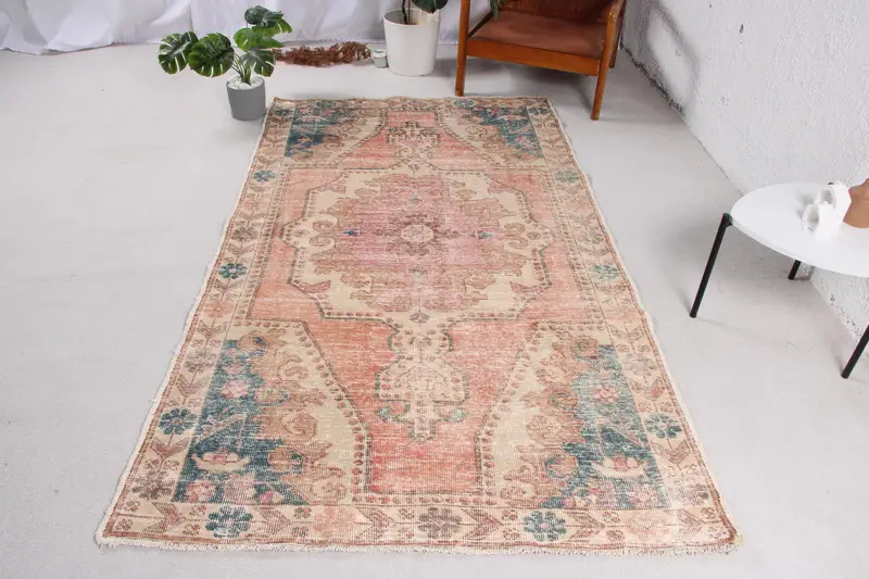 Canlı Turuncu ve Mavi Halı, 4,5x7,6 ft Oryantal Tasarım