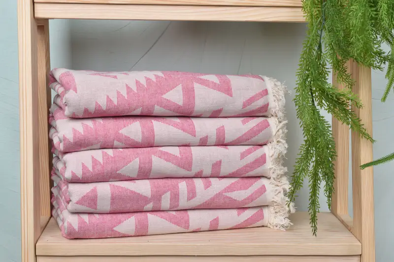 Personalized Turkish Towel, Oversized Beach Towel, Sand-free towel, Valentines Day Gift Idea, Bachelor Gifts, 76x40 Cotton Geometric Towel - 3