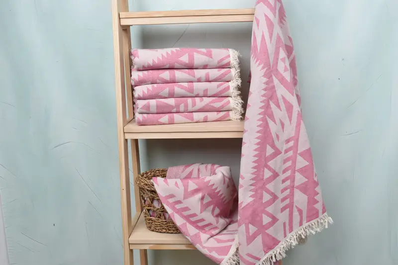 Personalized Turkish Towel, Oversized Beach Towel, Sand-free towel, Valentines Day Gift Idea, Bachelor Gifts, 76x40 Cotton Geometric Towel - 4