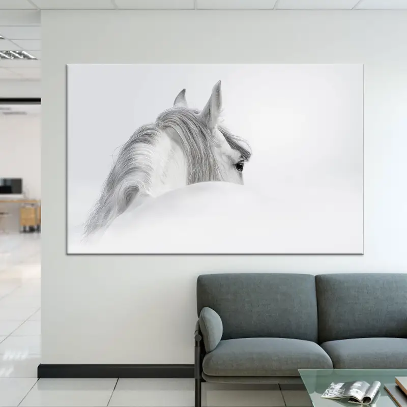 モダンな白い馬のキャンバス: エレガントなオフィス&リビングルームの装飾