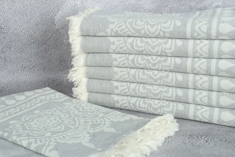 Quick-dry travel peshtemal towel, 74x36 Cotton Floral Patterned Towel, Grandma Gift, Turkish towel, Bridesmaid Gift, Organic Turkish towel - 3