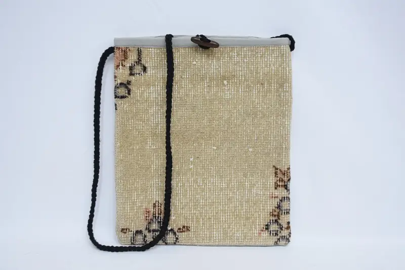 ヴィンテージモチーフのゴシックウールキリムバッグ、文化祭典用ショルダーバッグ