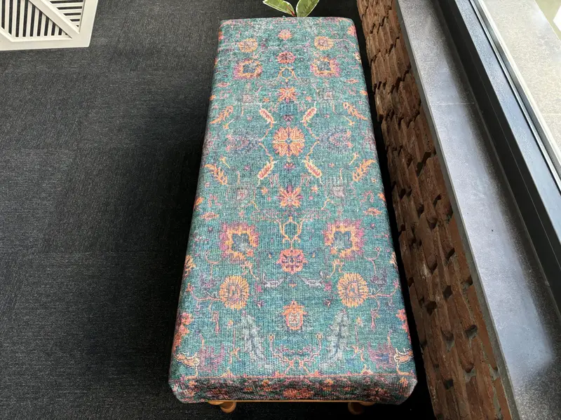 キリム風パターンのモジュール式オットマンセット、グリーン & オレンジ オットマン