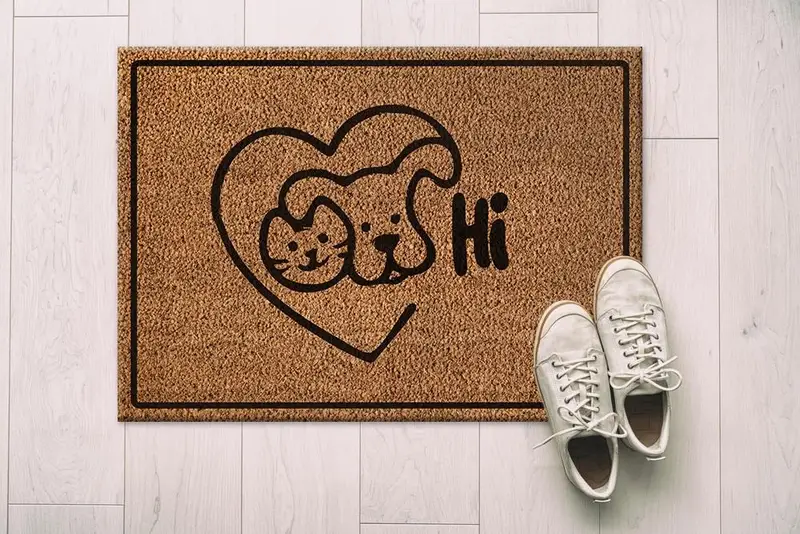 モダンなプリントラグ：猫と犬のためのエレガントなペット愛好家の玄関マット