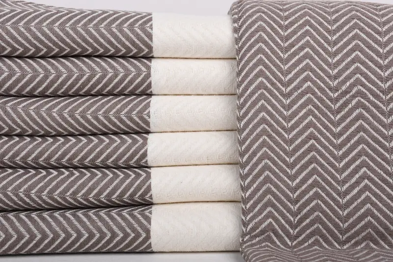Customized Towels, Summer Gift, Housewarming Gift, Sand-resistant Turkish towel for the beach, Turkish beach towel, 70x40 Cotton Zig zag Towel - 1