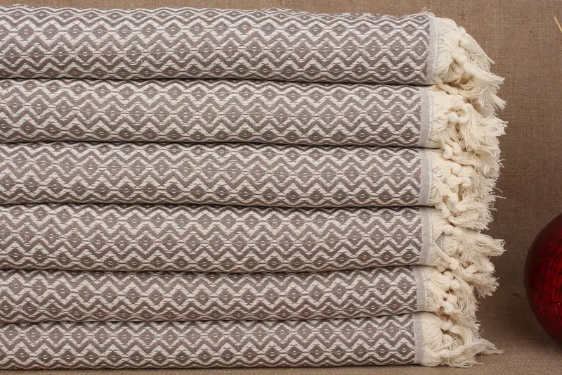 パーソナライズされたブラウン ダイヤモンド ビーチタオル オーガニックコットン、ベージュ、40x71 インチ