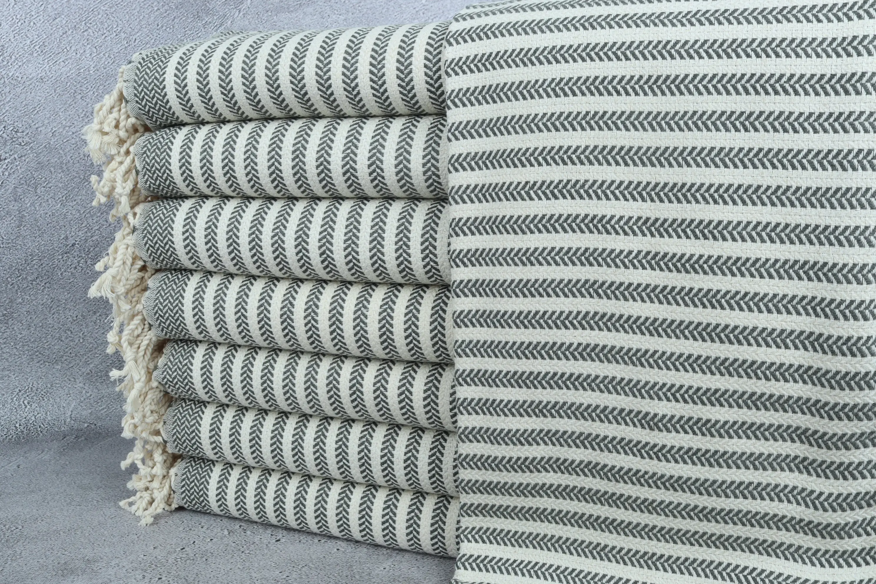 Toalla de playa personalizada con estampado de Chevron, algodón orgánico verde caqui, 40x70 pulgadas - 1