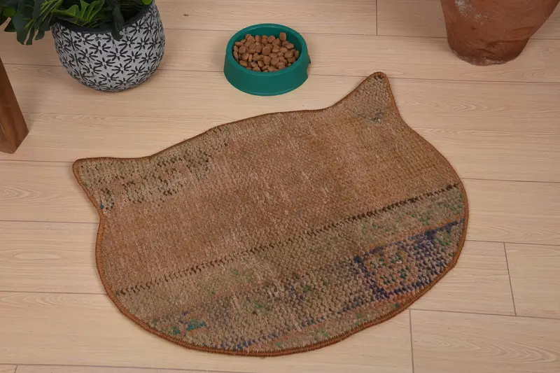 ボヘミアンラウンドウールプレースマット、赤と青銅の伝統的なデザイン