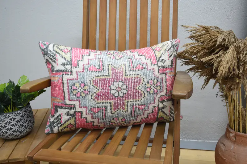 Handgefertigtes besticktes Blumenkissen, vielseitiges grünes Wurfkissen