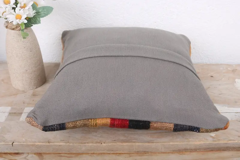 Vintage Kilim Throw Pillow, Cozy Throw Pillow Cover, Kilim Pillow, Cushion Cover, Handmade Kilim Cushion, 12x12 Red Cushion Case - 7