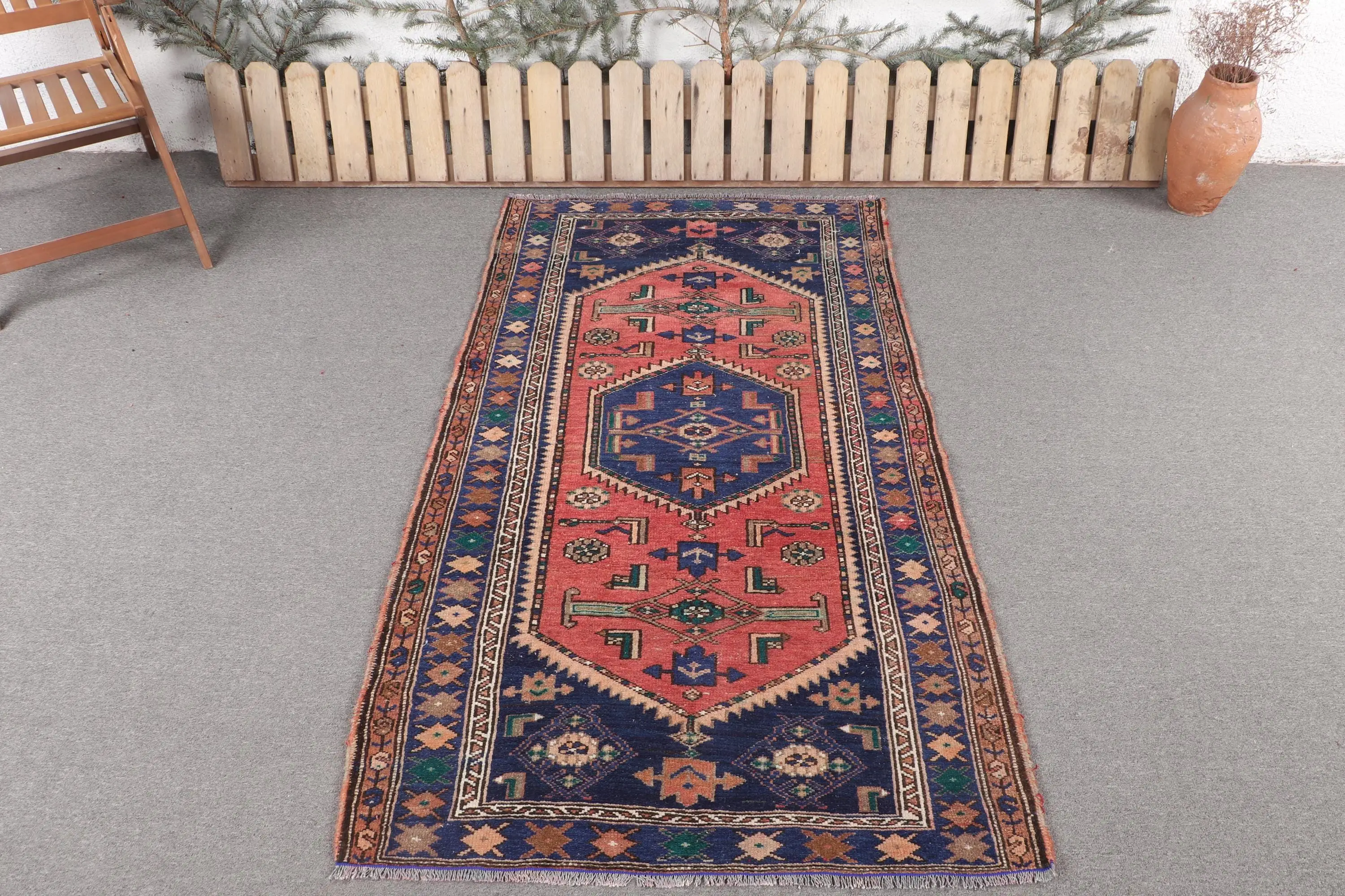 Alfombra vintage de 3,5x6,4 pies, alfombra de acento turco, alfombra de lana floral roja azul - 1