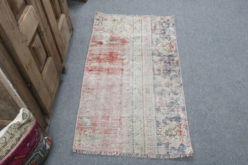 2x3,5 ft kleiner türkischer Teppich, Vintage roter Ombré-Teppich - 1