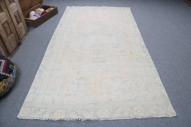 Vintage 5x9.4 ft Halı, Oushak Türk Halısı, Beyaz Soyut Halı Yün - 1