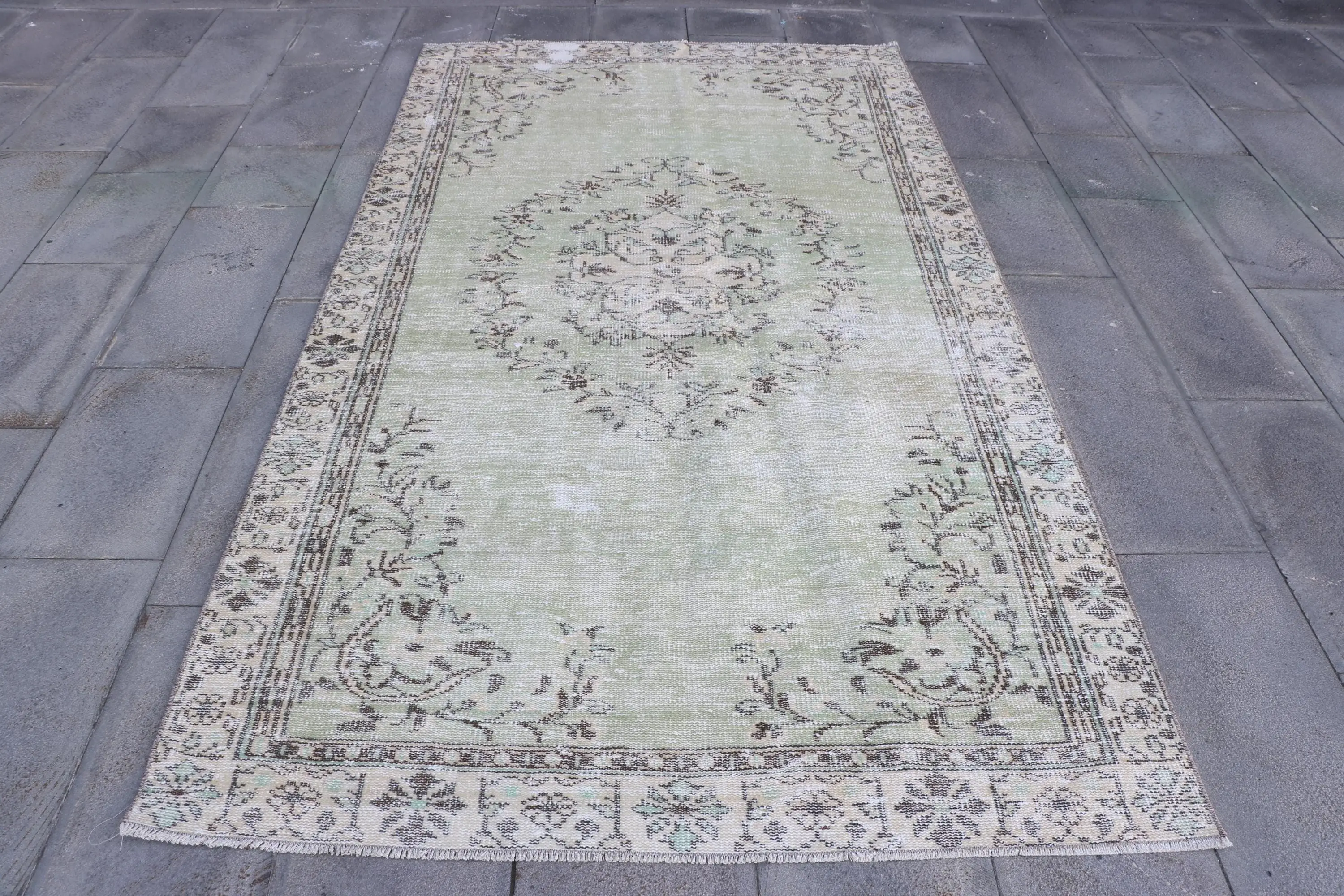 Turkish Vintage Rug, 4.7x8.4 ft Area Rug, Green Brown Bordered Wool Rug - 1