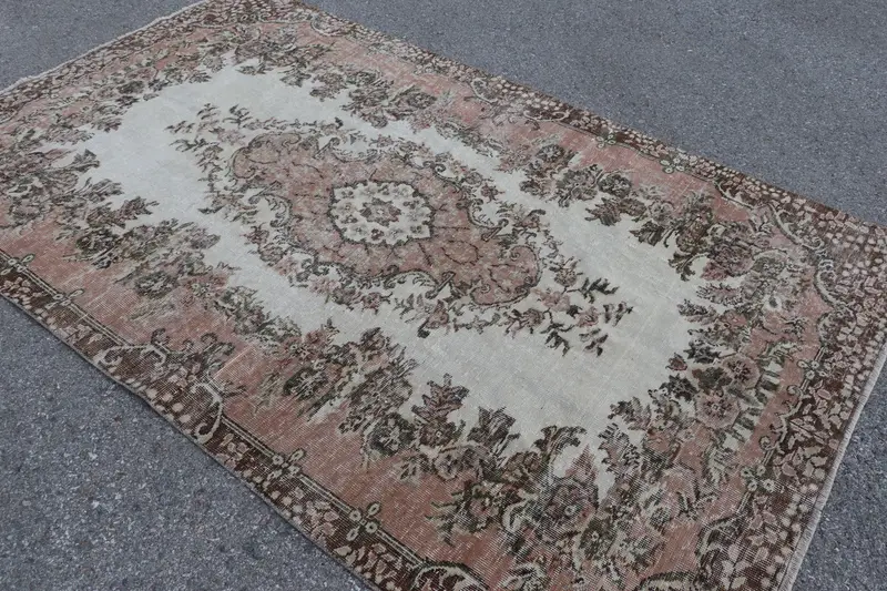 Türk Vintage Halısı, Büyük 5.5x8.9 ft (167x272 cm) Halı, Kahverengi Güneybatı Yün Halısı - 1