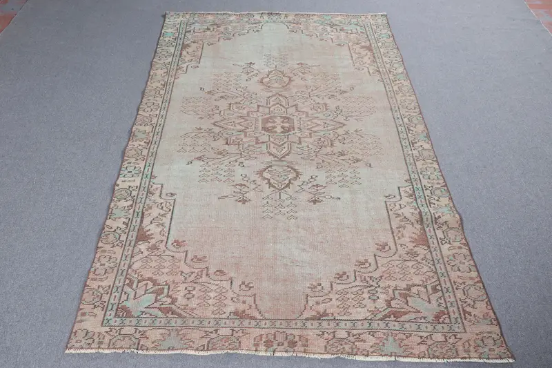 Türkischer Oushak-Teppich, 163 x 260 cm, brauner Vintage-Teppich im Südwesten - 1