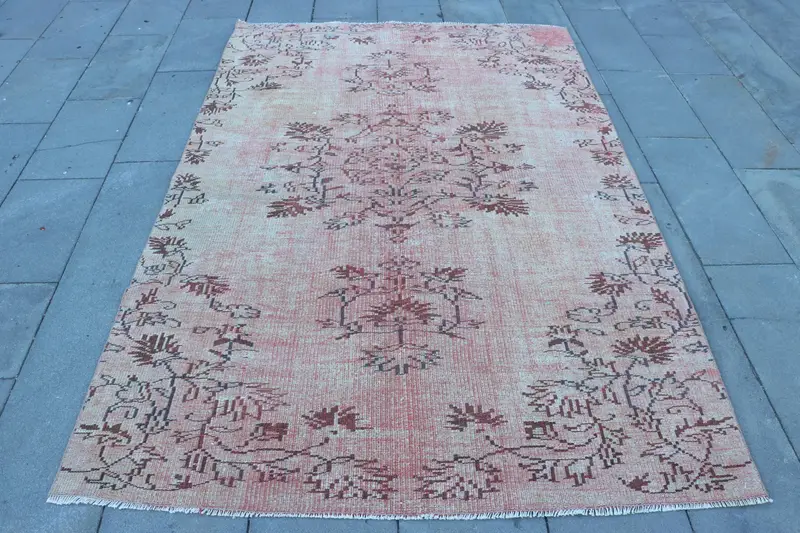 5 x 7 Fuß großer beigefarbener Südwestteppich, eleganter Beige- und Braunakzent