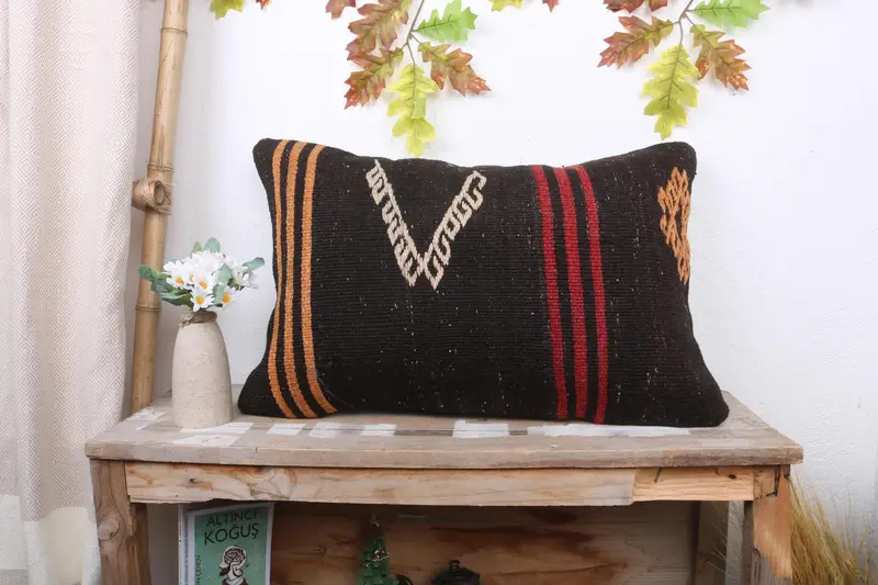 Braun & Orange gestreiftes Kissen, 16x24 besticktes Wurfkissen