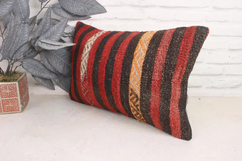 Vintage Kilim Throw Pillow, Turkish Kilim Pillow, Pillow for Couch, Pillow Cover, Handwoven Pillow Cover Cushion, 12x20 Red Pillow Sham - 4