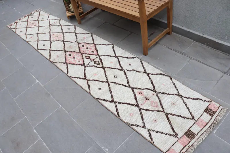 2x10.8フィートのピンクの抽象的なラグ、クリアアクセント&モダンなデザイン