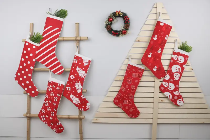 Media con patrón de adornos navideños de 22 pulgadas, decoración festiva navideña