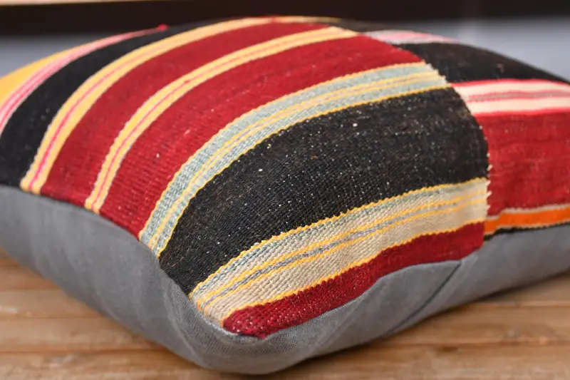 Neutral Throw Pillow Sham, Turkish Kilim Pillow, 20x20 Red Cushion, Authentic Pillow Sham, Handmade Kilim Cushion, Pillow Sham, Pillow for Sofa - 3