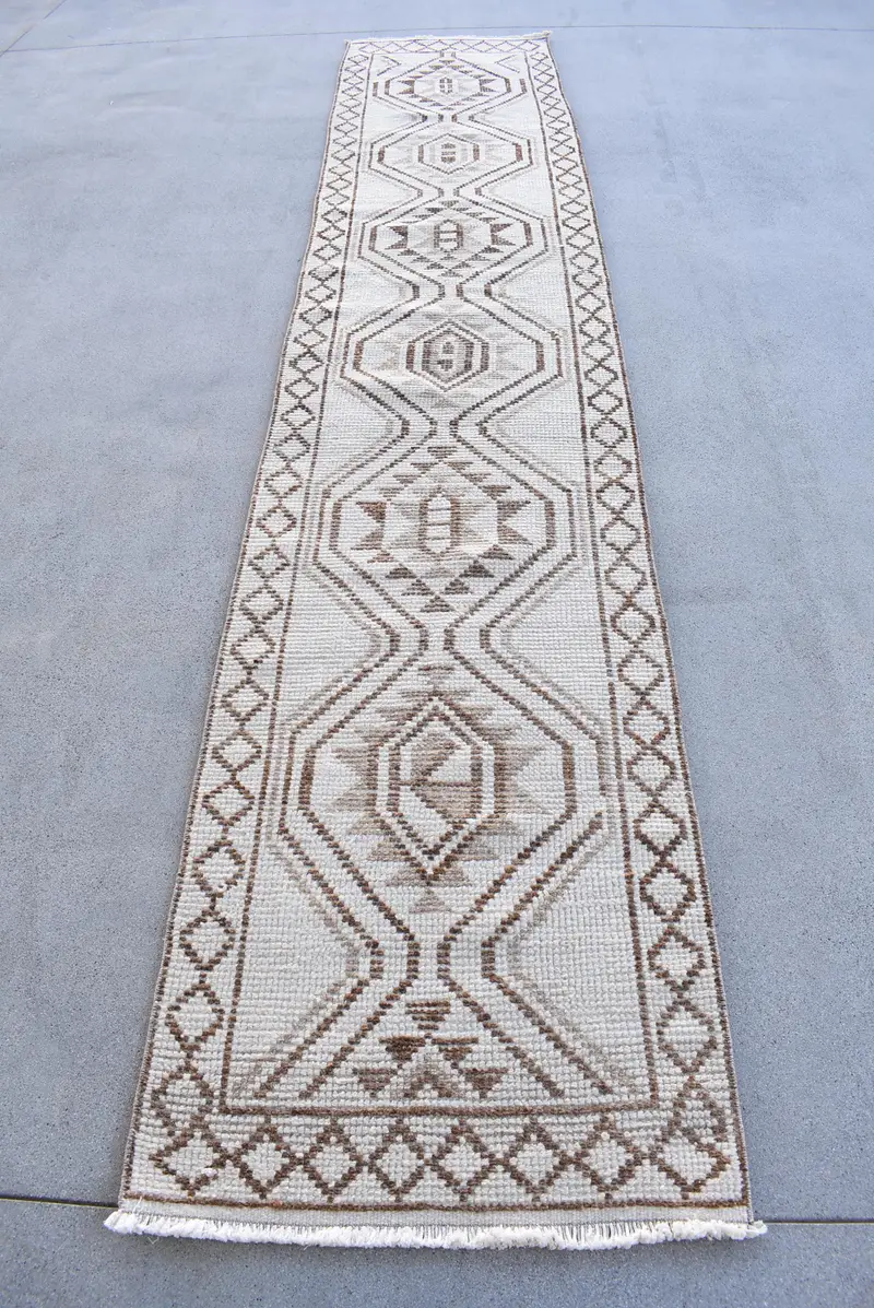 2,4x12,2 ft Teppich, Vintage Herki Teppich, türkischer Beige Wollteppich mit Tiermuster - 1