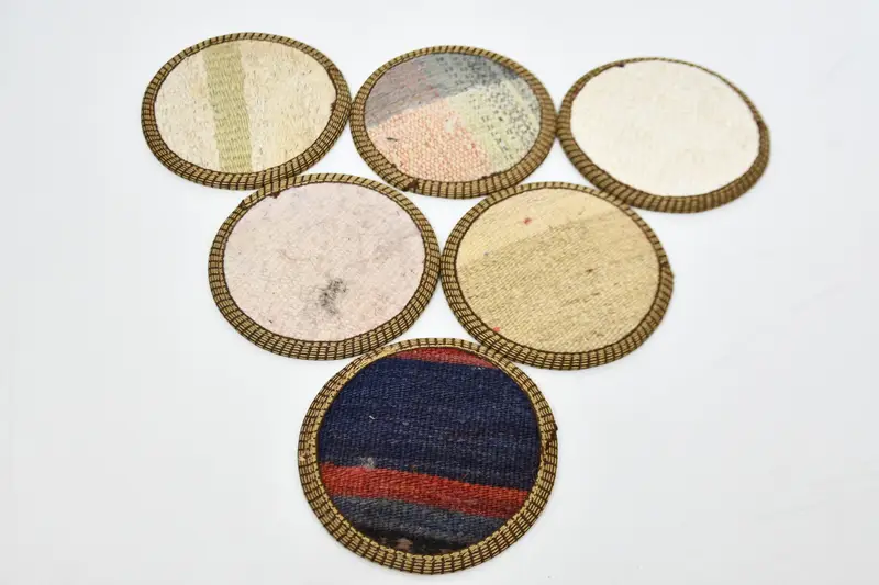 ブロンズとホワイトのストライプのコースター、ユニークなコースター 6 枚セット