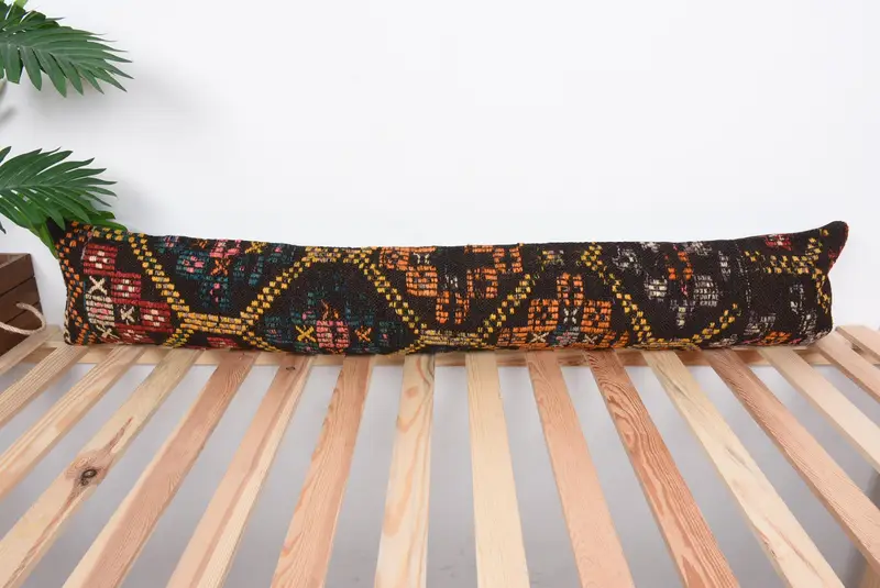 Geometrisches Kissen in Orange und Rosa, Vintage-gesticktes Kissen