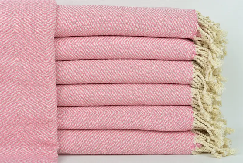 Toalla de playa bordada Chevron rosa turco personalizado, 40x71 pulgadas