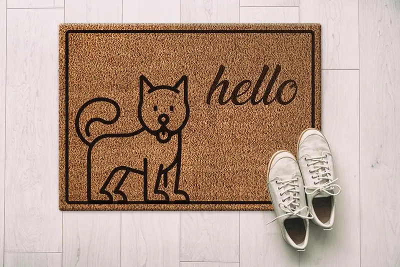 モダンなプリントラグ：ご家庭やオフィス向けのエレガントなデザイン