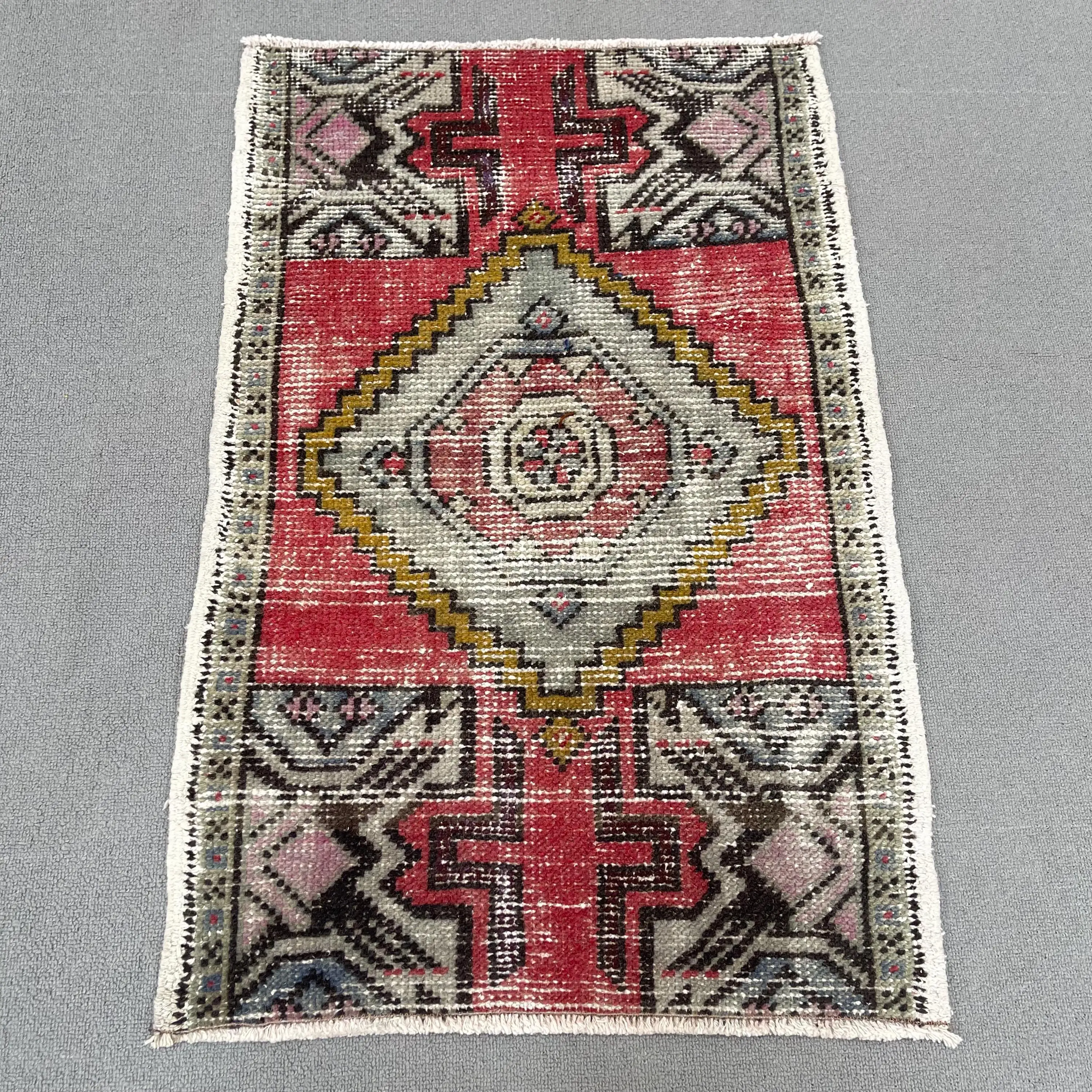 Turkish Vintage Rug 1.8x2.9 ft, Red Ikat Rug - 1
