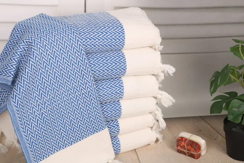 Dekoratif havlu, kişiselleştirilmiş nedime hediyesi, banyo havlu, 34x18 pamuklu zikzak tasarım havlu, monogramlı el havlu, düğün iyilikleri - 1