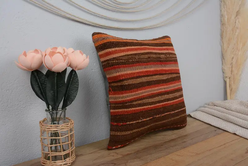 İşlemeli Kırmızı & Bronz Çizgili Kırlent, Vintage El Yapımı Kırlent