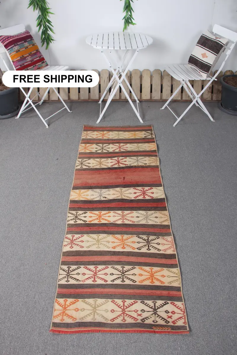 Elegant 2,1x6,2 ft Beige Rug, Persian Pattern with Red Accents