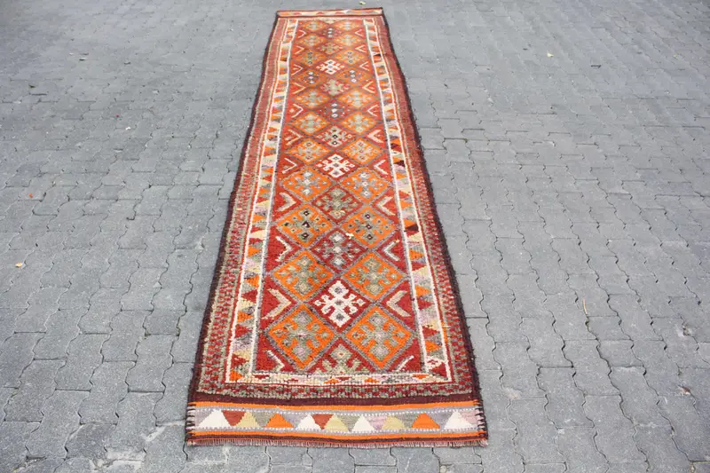 Türk 2.6x11.9 ft Halı, Vintage Yolluk Halısı, Kırmızı Çiçekli Halı - 1
