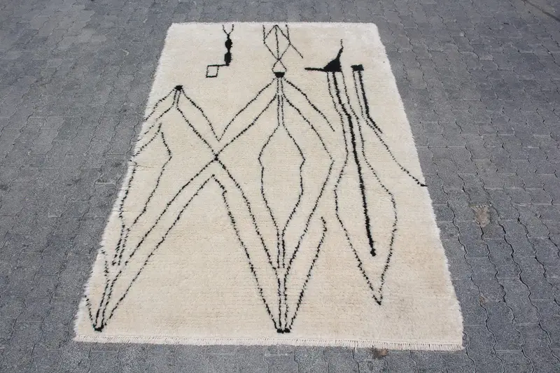 5x8 ft Vintage Rug, Turkish Area Rug, White Black Plants & trees Rug - 1