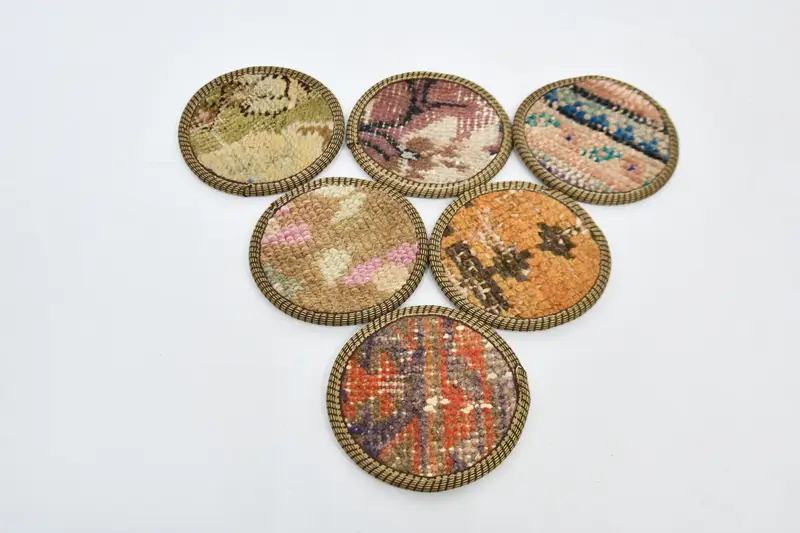 Zarif Oryantal Desen, Turuncu ve Bej Yuvarlak Bardak Altlıkları, 5x5 inç