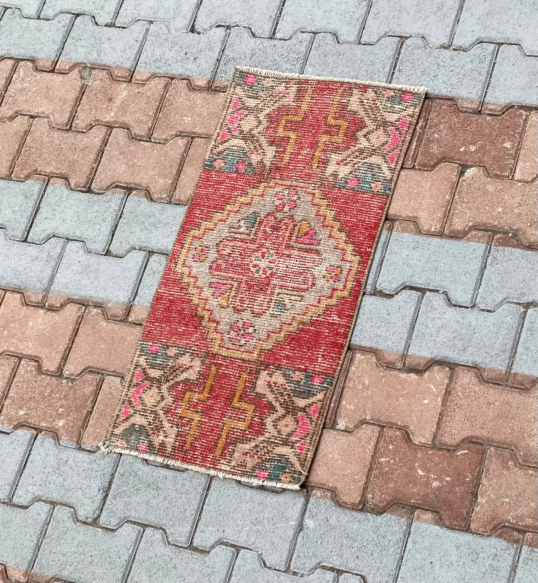 1.4x2.9 ft Turkish Vintage Rug, Small Rug, Red Floral Rug - 1